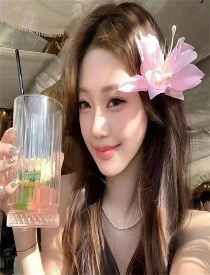 娱乐的探索《超完美婚礼顾问》的奥秘：隐藏细节与深层意义