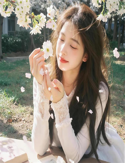 白箱剧中剧OVA隐藏彩蛋发现指南：细节与彩蛋寻找攻略